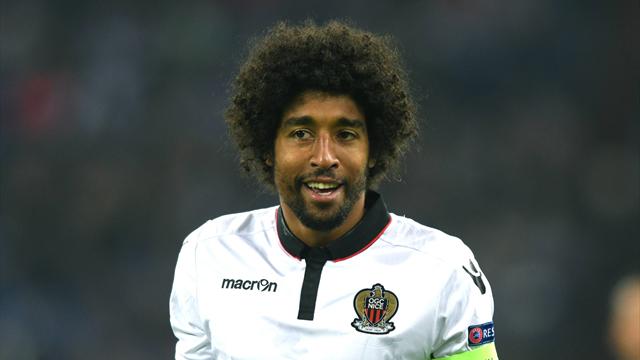 Coole Aktion: Ex-Bayern-Star Dante verlängert per Twitter