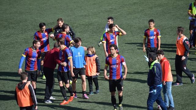 Un jugador del Eldense denuncia que el partido ante el Barça B estaba amañado