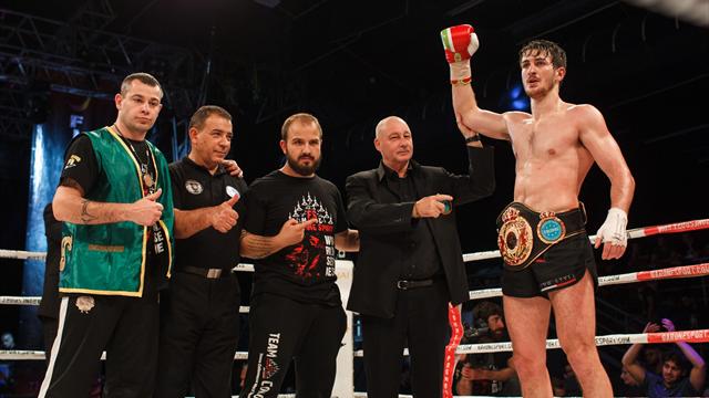 Fantastico Gabriele Casella: è campione del mondo nella Muay Thai