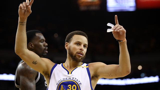 I risultati della notte: senza Leonard non c'è storia, Golden State domina gli Spurs