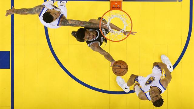 La giocata della notte: piovono assist, quello di McCaw è il più bello