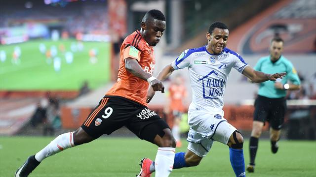 Lorient n'accroche pas le podium