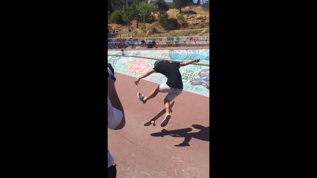 Un moment de skate au ralenti Un moment de skate au ralenti