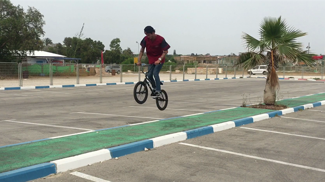 BMX au coeur de Tel Aviv BMX au coeur de Tel Aviv
