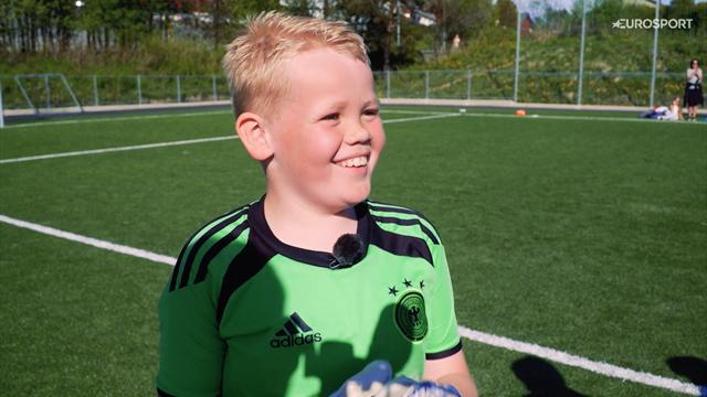 Lucas (9) trosser smertene for å spille fotball