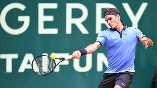 Sorti des griffes de Khachanov, Federer jouera bien pour un 9e titre