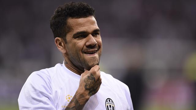 Dani Alves e quelle evitabili frecciate alla Juventus: la classe è un’altra cosa