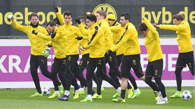 "Meisterhaft auf die Fresse fliegen": Der BVB-Kader im "Sofa United"-Check "Meisterhaft auf die Fresse fliegen": Der BVB-Kader im "Sofa United"-Check