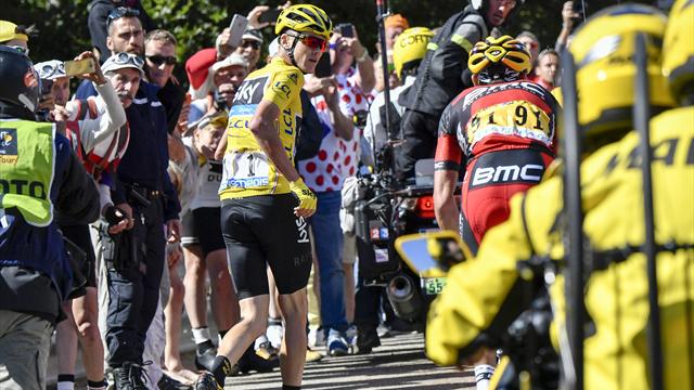 On This Day: When Chris Froome ran up Mont Ventoux On This Day: When Chris Froome ran up Mont Ventoux