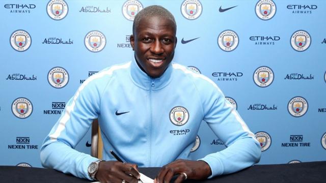 Quand Mendy chambre Anfield et son ambiance…