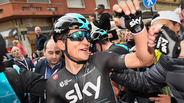 Kwiatkowski vince allo sprint a Fóia, anticipati Mollema e Geraint Thomas