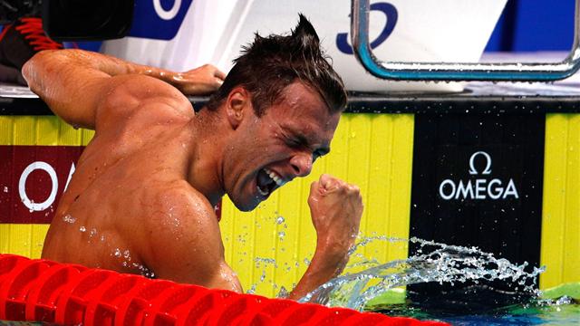 Paltrinieri ruggisce nei 1500: splendido oro davanti a Romanchuk, Detti giù dal podio