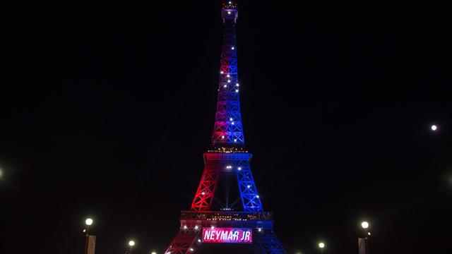 Et maintenant, même la Tour Eiffel salue l'arrivée de Neymar