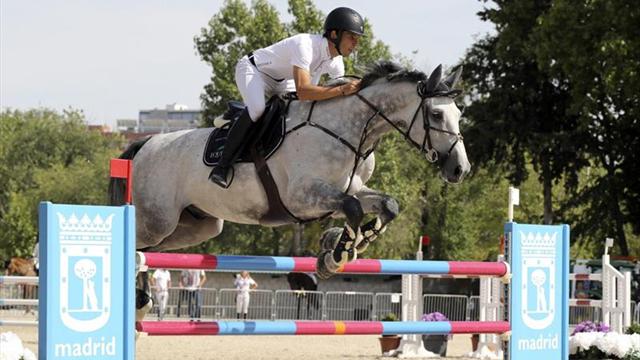 Eduardo Álvarez Aznar gana el Gran Premio del CSI 2× de Madrid