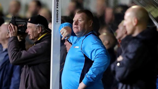 Ex-Sutton keeper Wayne Shaw gets two-month ban for eating pie during FA Cup tie
