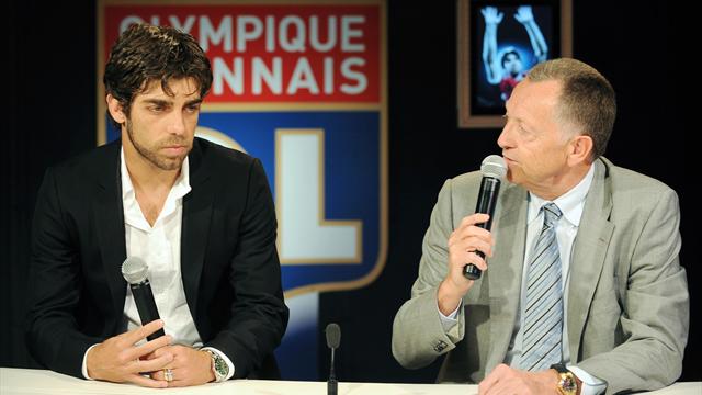 Proche d'un retour à l'OL, Juninho le confirme à demi-mot en "likant" des messages de supporters