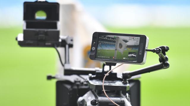 I club appoggiano una tv prodotta dalla Lega Calcio, ma non prima del 2021
