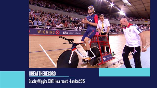#BeatTheRecord - Wiggins smashes hour mark in London #BeatTheRecord - Wiggins smashes hour mark in London