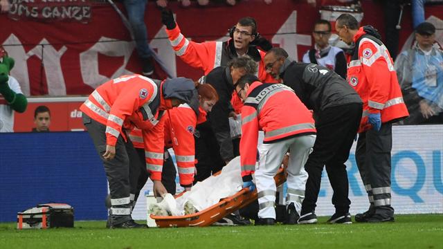Bundesliga-kaptein svelget tungen i kamp