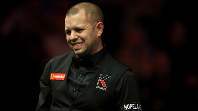Hawkins crashes out after fluking red Hawkins crashes out after fluking red