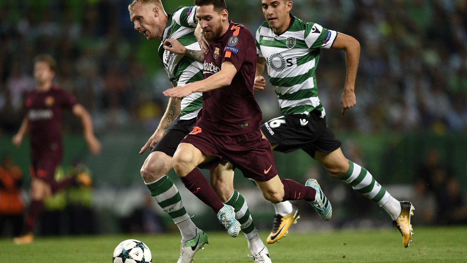 Sporting de. Барселона Спортинг. Лучший защитник мира. Барселона Спортинг мини. Фото Месси против 5 защитников.