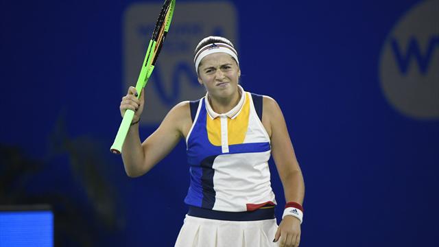 Ostapenko sort au premier tour et inquiète à une semaine de l'Open d'Australie