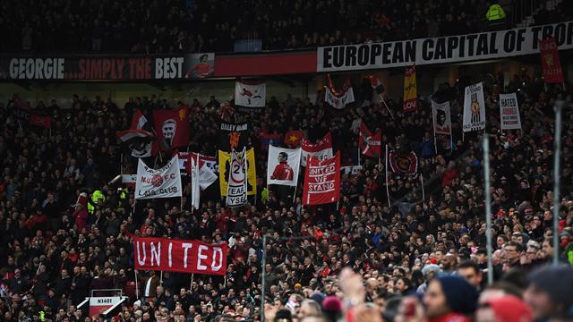 Manchester United rend hommage aux victimes du crash de Munich