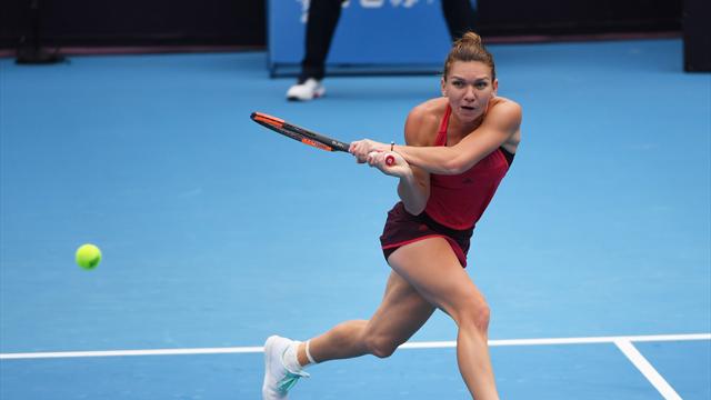 Halep sets up Sharapova rematch in Beijing