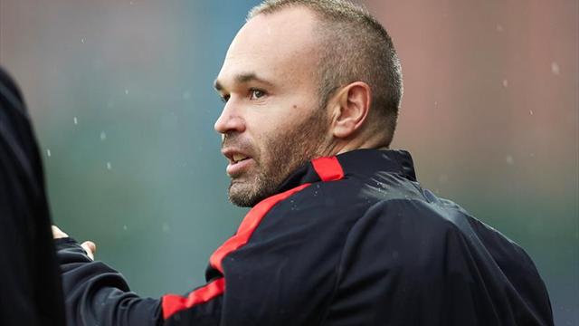 Iniesta hace un llamado para que cese conflicto político en Cataluña Iniesta hace un llamado para que cese conflicto político en Cataluña