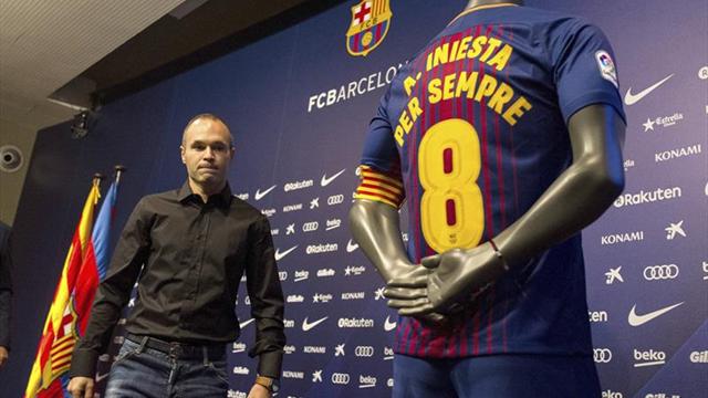 Iniesta renueva "de por vida" con el Barcelona