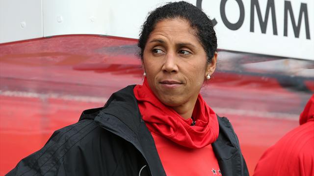 "Bedaure Entscheidung": Jones gefeuert, Hrubesch übernimmt Fußball-Frauen