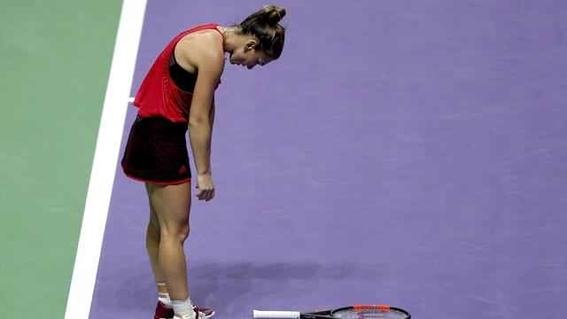 Halep, che disastro: la nuova 1 è già fuori dalle Finals; Garcia e Wozniacki in semifinale