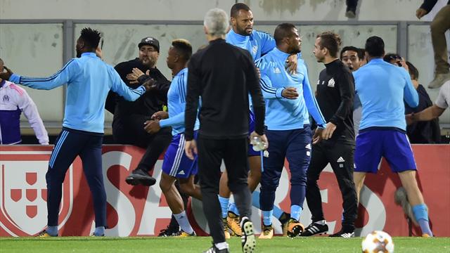 Karate-Tritt gegen Fan! Marseilles Evra mit üblem Ausraster