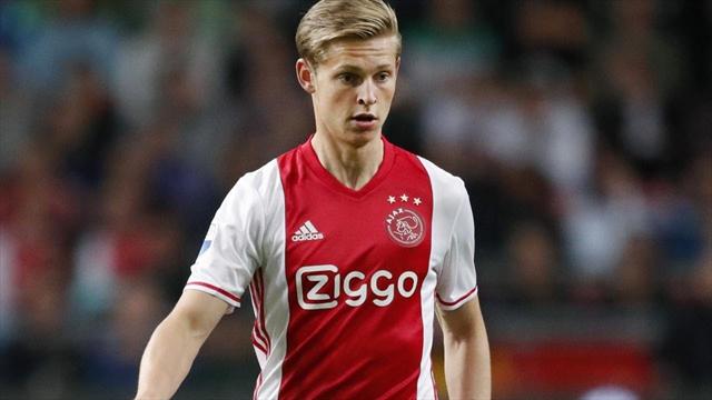 Passes, dribbles, duels : les promesses de de Jong en 5 stats Passes, dribbles, duels : les promesses de de Jong en 5 stats