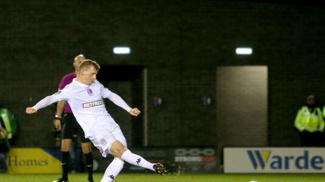 Danny Rowe on the mark as AFC Fylde take Wigan to a replay