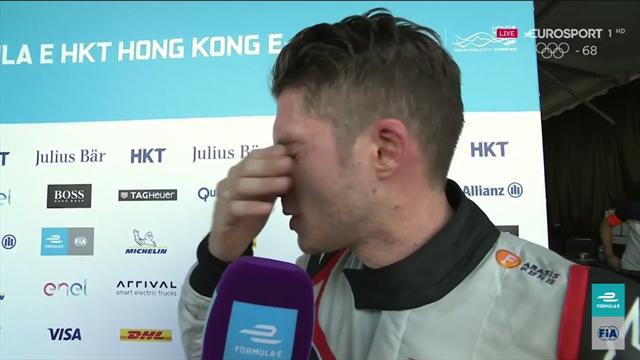 Las lágrimas de Mortara tras perder una carrera en Hong Kong que hubiera sido histórica Las lágrimas de Mortara tras perder una carrera en Hong Kong que hubiera sido histórica