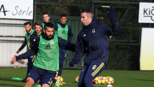Fenerbahçe, Bursaspor'a hazırlanıyor