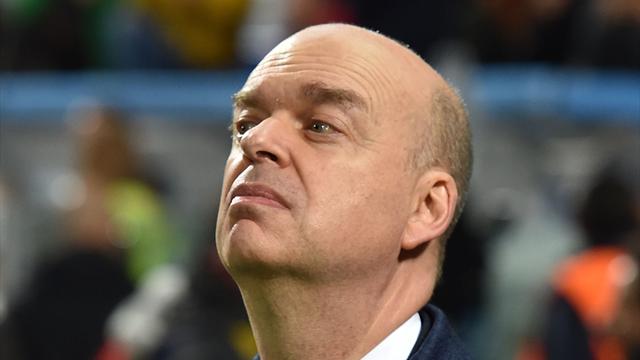 Fassone: "Dalla Uefa richieste oggettivamente impossibili, ma no a funerali anticipati" Fassone: "Dalla Uefa richieste oggettivamente impossibili, ma no a funerali anticipati"