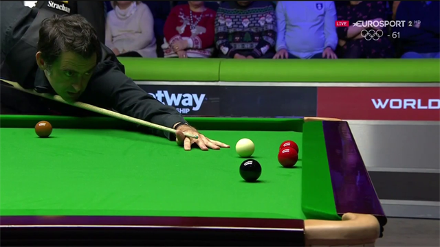Ronnie O'Sullivan show: i colpi più belli della prima sessione della finale dello UK Championship Ronnie O'Sullivan show: i colpi più belli della prima sessione della finale dello UK Championship