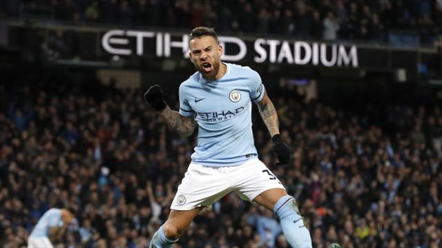 Trionfo Manchester City nel "Derby delle difese ballerine" Trionfo Manchester City nel "Derby delle difese ballerine"