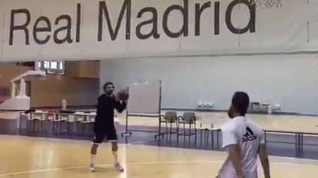 Las primera canastas de Sergio Llull cuatro meses después de su operación Las primera canastas de Sergio Llull cuatro meses después de su operación