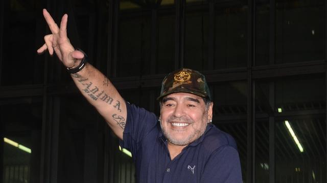 Après Cristiano Ronaldo, Maradona a le droit à sa statue gênante Après Cristiano Ronaldo, Maradona a le droit à sa statue gênante