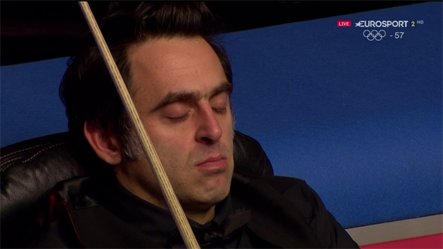 Ronnie O'Sullivan si addormenta durante la partita contro Li Hang Ronnie O'Sullivan si addormenta durante la partita contro Li Hang