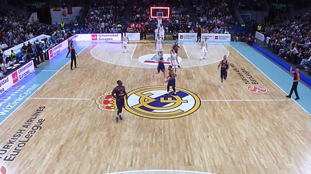 Le fabuleux panier du bout du monde de Doncic Le fabuleux panier du bout du monde de Doncic