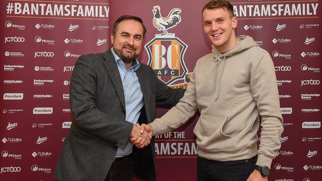 Bradford City - Wir kaufen einen Fußballclub (Teil 3): So wird Wyke zum Toptransfer Bradford City - Wir kaufen einen Fußballclub (Teil 3): So wird Wyke zum Toptransfer