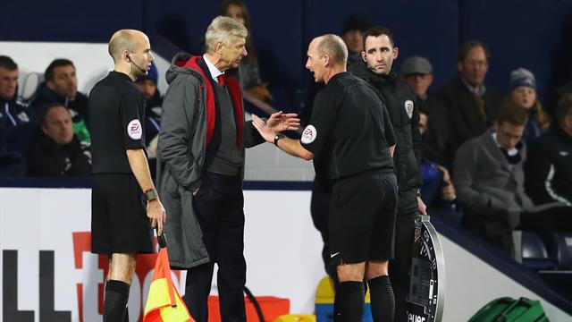 Wenger : « Il doit les mettre où ses mains ? Dans ses poches ? »