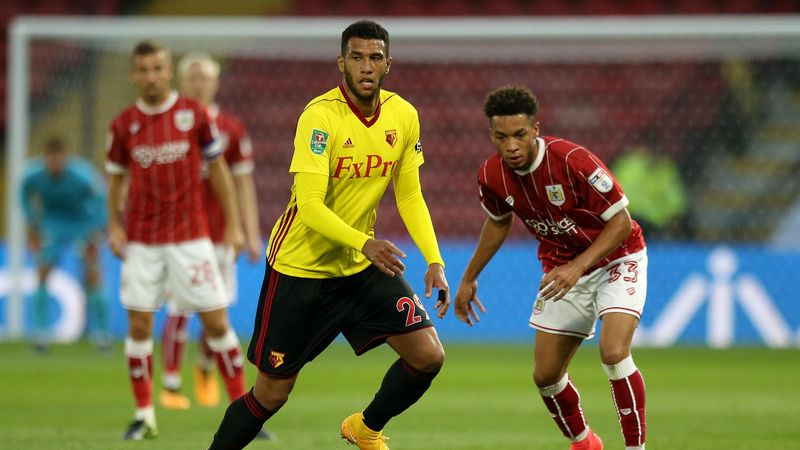 Capoue sous le maillot de Watford cette saison, lors d'un match de Coupe de la Ligue anglaise contre Bristol City.