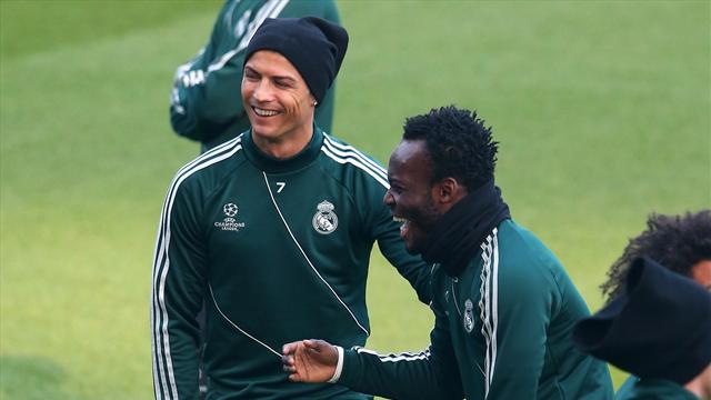 Tout comme Ronaldo et Maradona, Essien a eu droit à sa statue complètement ratée