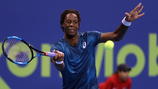 Solide face à Struff, Monfils continue son périple