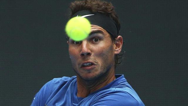 Rafael Nadal ya se entrena en Melbourne